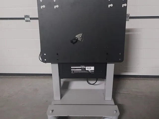 Refurbished prowise all-in-one lift - afbeelding 1 van  2