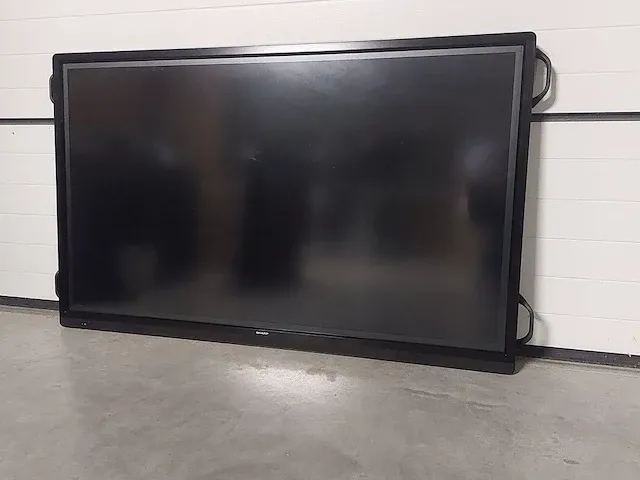 Refurbished sharp big pad 70 inch touchscreen monitor - afbeelding 1 van  5