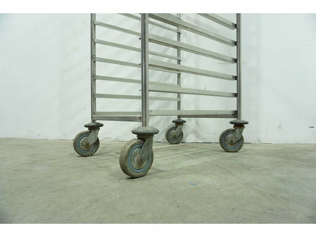 Regaalwagen - afbeelding 4 van  4