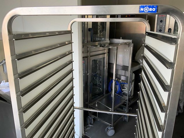 Regaalwagen - afbeelding 4 van  4