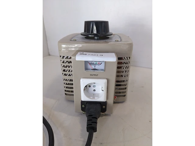 Regelbare transformator / traploze dimmer variac - afbeelding 2 van  7