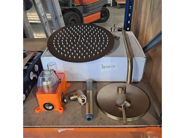 Regendoucheset, inbouw round, brushed gold - afbeelding 1 van  9