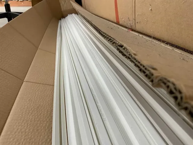 Rehau - ral 9010 - kunststof deurplinten (950x) - afbeelding 4 van  5