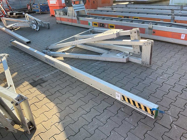Reid lifting limited porta gantry aluminium portaalkraan - afbeelding 1 van  9