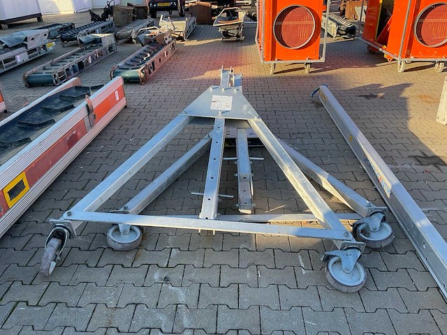 Reid lifting limited porta gantry aluminium portaalkraan - afbeelding 3 van  9