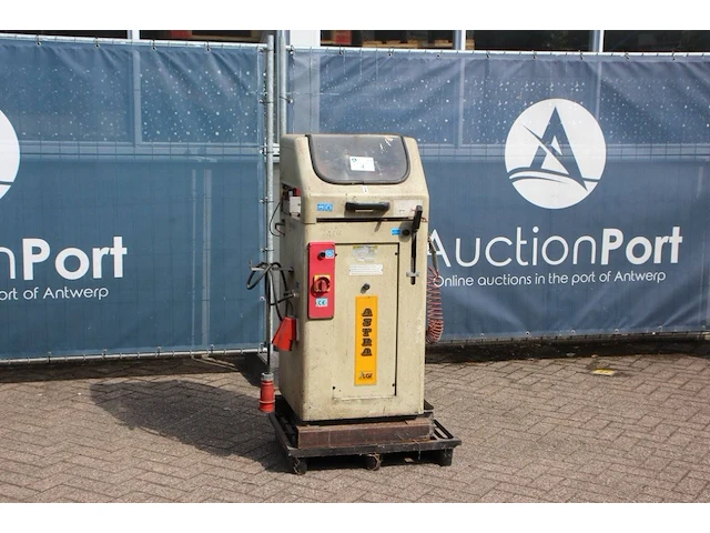 Reinigingsmachine astra 615 elektrisch 1998 - afbeelding 1 van  1