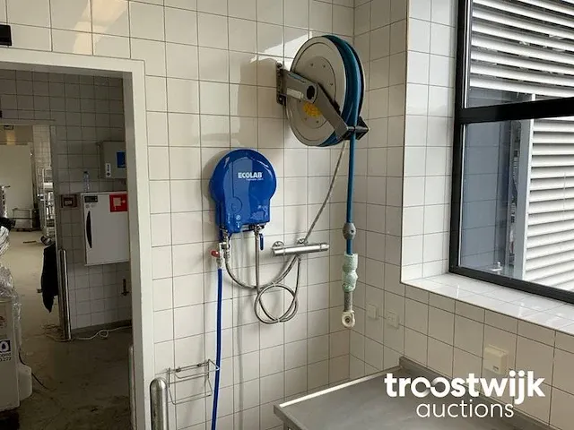 Reinigingsysteem met haspel - afbeelding 1 van  6