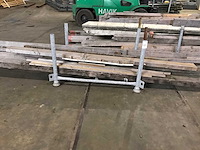 Rek met balken - afbeelding 2 van  3