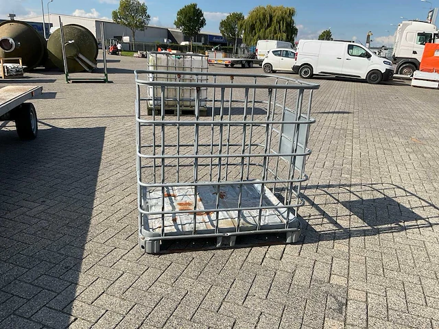 Rek voor 1000 liter vat - afbeelding 2 van  5