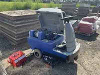 Relavit quick zelfrijdende veegmachine - afbeelding 9 van  11