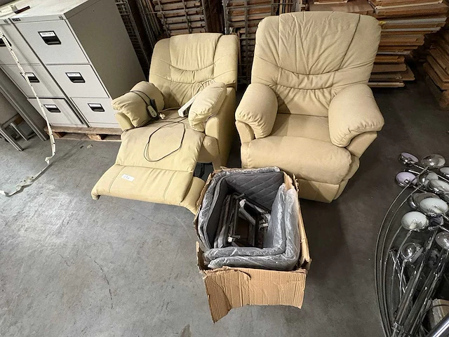 Relax fauteuils (2x) - afbeelding 1 van  4