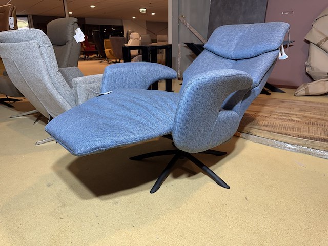 Relaxfauteuil, blauw stof, manueel verstelbaar, zwarte poot - afbeelding 1 van  6