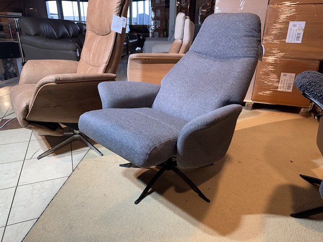 Relaxfauteuil, grijs stof, manueel verstelbaar - afbeelding 1 van  5