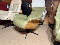 Relaxfauteuil, groen leer, manueel verstelbaar, design - afbeelding 1 van  7