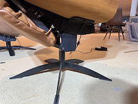 Relaxfauteuil, wit leer, elektrisch verstelbaar,design, zwarte poot - afbeelding 11 van  11