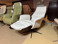 Relaxfauteuil, wit leer, m, elektrisch verstelbaar, zwarte poot - afbeelding 1 van  6