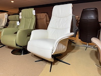 Relaxfauteuil, wit leer, m, elektrisch verstelbaar, zwarte poot - afbeelding 3 van  6