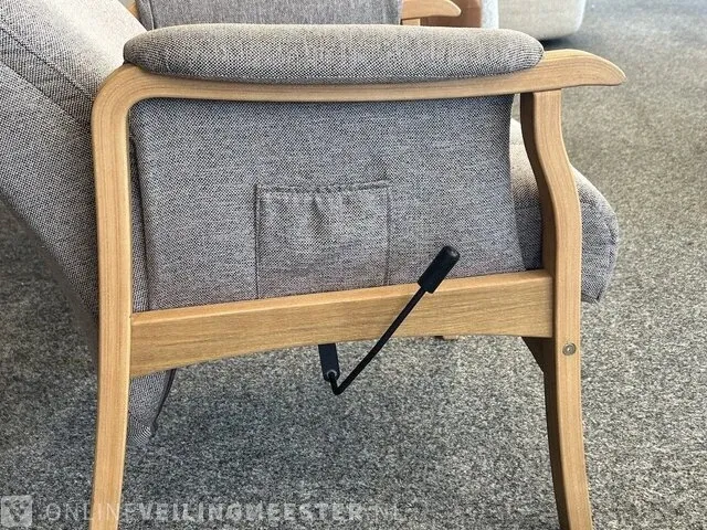 Relaxfauteuil zwolle hjort knudsen, licht grijs - afbeelding 3 van  6