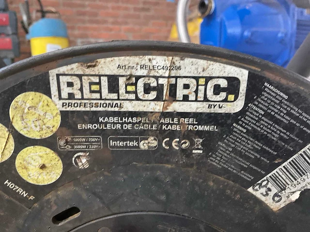Relectric verlengkabelhaspel - afbeelding 2 van  2