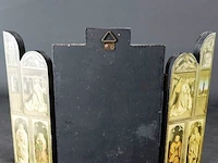 Religieuze voorstelling op 3 delig paneel - afbeelding 3 van  5