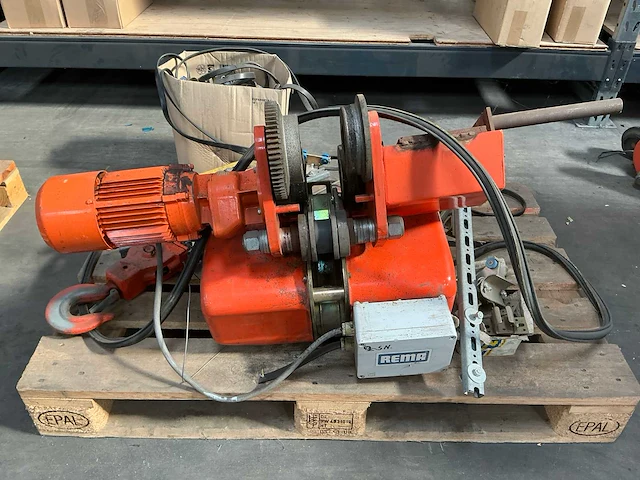 Rema fa 2ton elektrische hijstakel met ketting - afbeelding 1 van  19