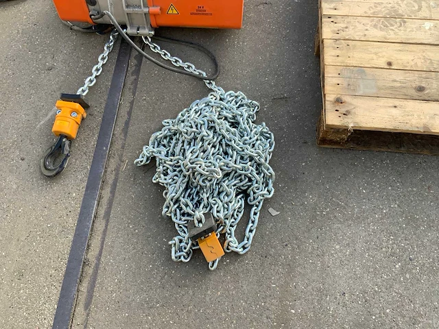 Rema sr1600kg elektrische kettingtakel - afbeelding 3 van  7