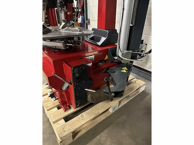 Rema tiptop - promaxx 8240-2 - tyre changing device - 2014 - afbeelding 7 van  10