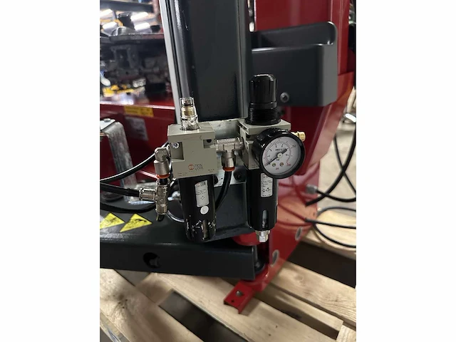 Rema tiptop - promaxx 8240-2 - tyre changing device - 2014 - afbeelding 10 van  10