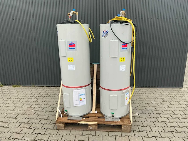 Remeha es-65 elektrische boiler 250 liter - afbeelding 1 van  8