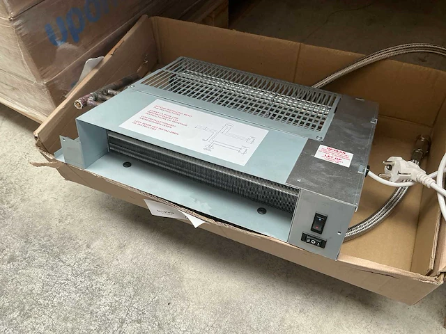 Remeha myson kickspace 500 plintverwarming - afbeelding 1 van  4