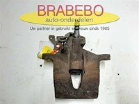 Remklauwen achter ford - afbeelding 11 van  50