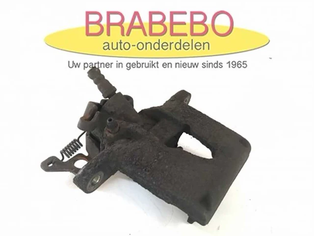 Remklauwen achter ford - afbeelding 15 van  50