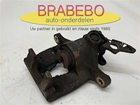 Remklauwen achter ford - afbeelding 19 van  50