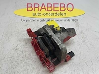 Remklauwen achter ford - afbeelding 22 van  50