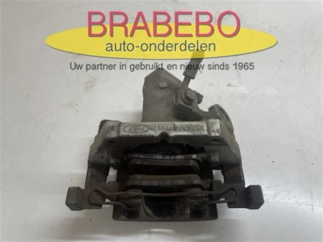 Remklauwen achter ford - afbeelding 30 van  50