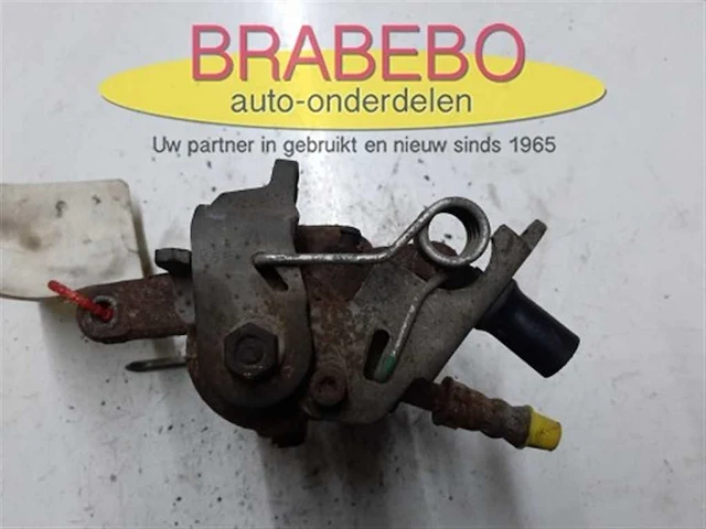 Remklauwen achter ford - afbeelding 50 van  50