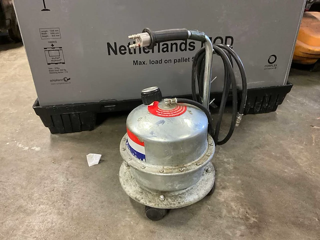Remolie vultank - afbeelding 1 van  4