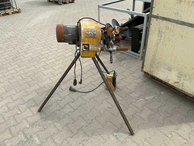 Rems tornado draadsnijmachine - afbeelding 1 van  7