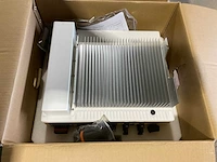 Renac r3-10k-dt omvormer - afbeelding 2 van  4