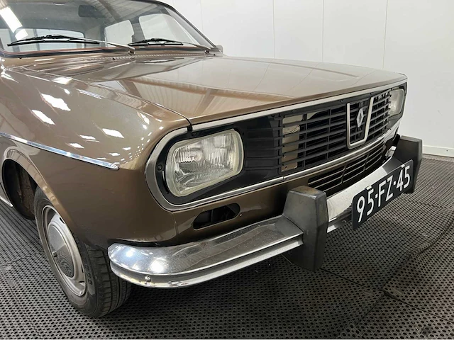 Renault - 12 r - oldtimer 1975 - afbeelding 24 van  26