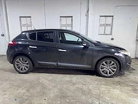 Renault - 1.4 tce celsium - 17-pkr-9 - afbeelding 20 van  23