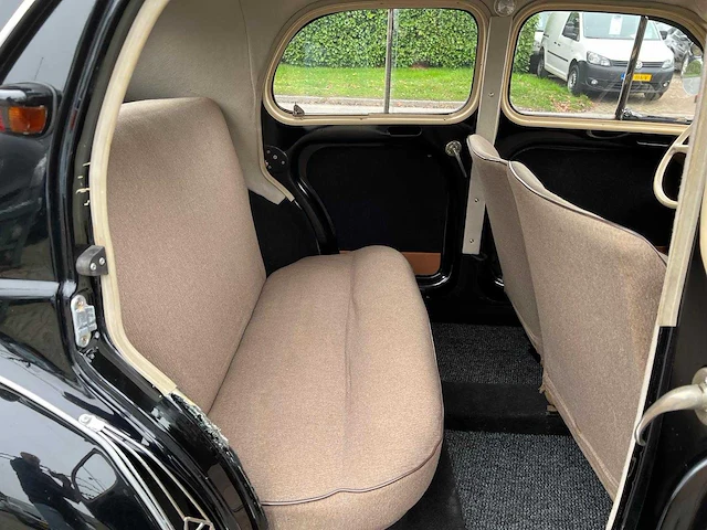 Renault - 1957 - 4 cv - grand luxe - ar-08-17 - afbeelding 19 van  37