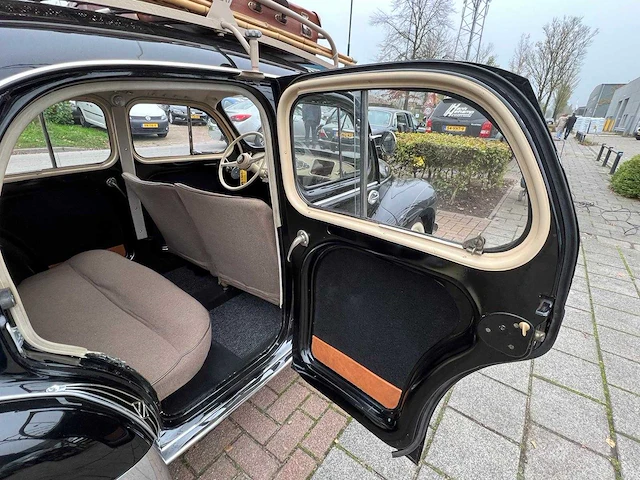 Renault - 1957 - 4 cv - grand luxe - ar-08-17 - afbeelding 20 van  37
