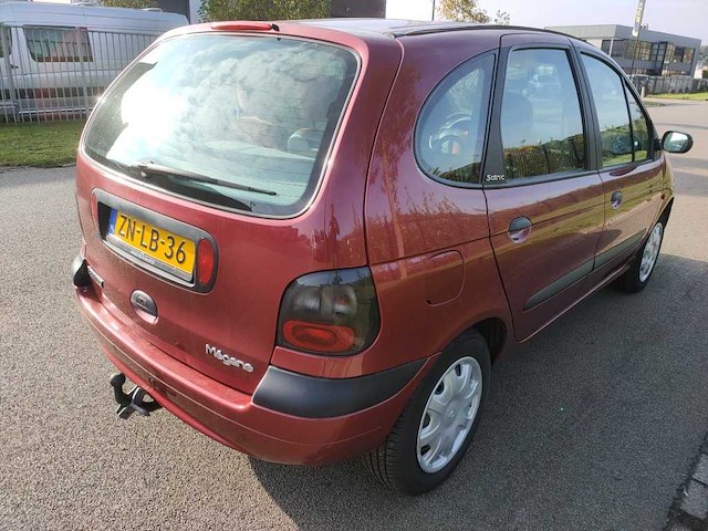 Renault - 1999 - mégane scénic - 2.0 rt automaat - zn-lb-36 - afbeelding 15 van  19