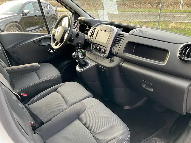 Renault - 2.0 dci t29 l2h1 comfort - van - afbeelding 10 van  30