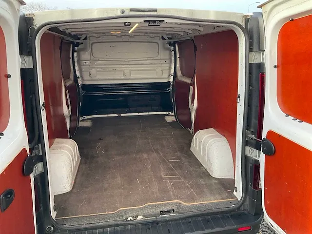 Renault - 2.0 dci t29 l2h1 comfort - van - afbeelding 16 van  30