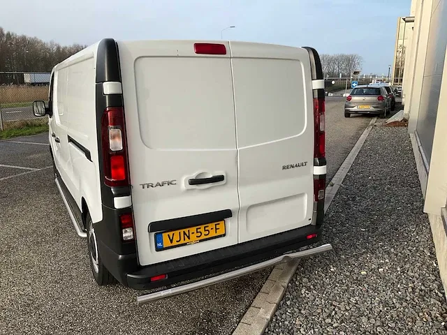 Renault - 2.0 dci t29 l2h1 comfort - van - afbeelding 26 van  30