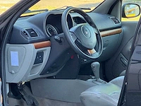 Renault - 2004 - clio - 1.6-16v initiale - automaat - 12-nn-dv - afbeelding 13 van  13