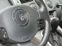 Renault - 2004 - scénic - automaat - 1.6-16v dynam.luxe - 81-nx-bv - afbeelding 2 van  16
