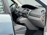 Renault - 2004 - scénic - automaat - 1.6-16v dynam.luxe - 81-nx-bv - afbeelding 7 van  16